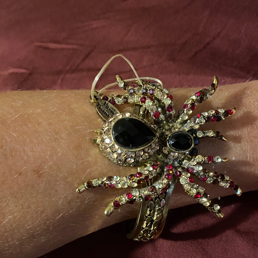 Elegant Black and Gold Statement Tarantula Bracelet